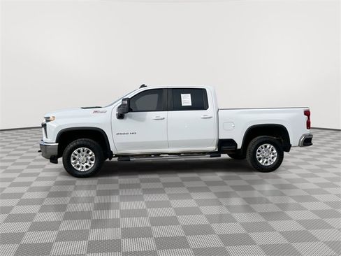 Used 2023 Chevrolet Silverado 2500 LT w/ Convenience Package image 5