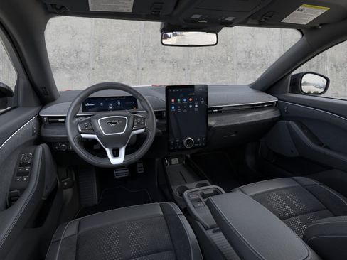 New 2025 Ford Mustang Mach-E GT image 9