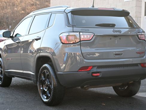 Used 2024 Jeep Compass Trailhawk image 3