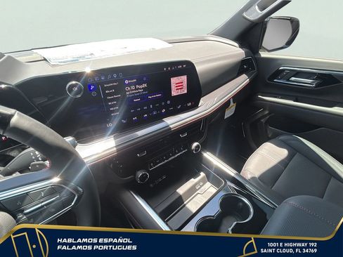 New 2026 Chevrolet Suburban RST w/ Advanced Technology Package AWD/4WD image 18