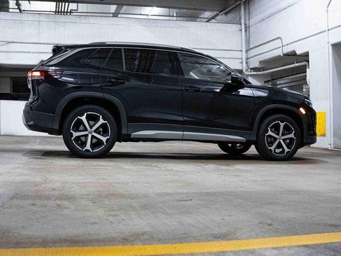 New 2026 Volkswagen Tiguan SE image 7