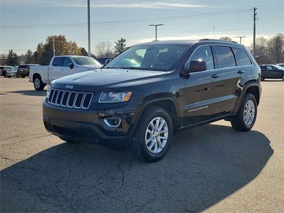 Used 2014 Jeep Grand Cherokee Laredo w/ 18" Wheel & 8.4" Radio Group