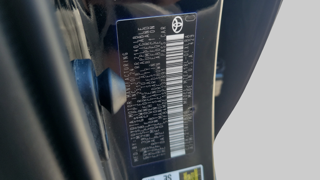 Used 2025 Toyota Corolla LE FWD image 23