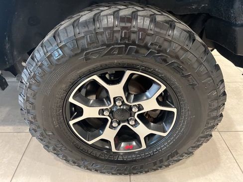 Used 2020 Jeep Wrangler Unlimited Rubicon w/ Dual Top Group image 10