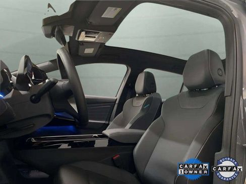 Used 2024 Volkswagen ID.4 S image 25