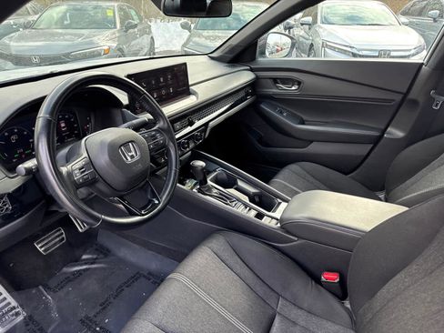 Used 2023 Honda Accord Sport image 13