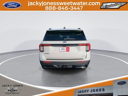 Certified 2025 Ford Explorer ST-Line w/ Premium Package image 7