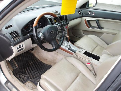 Used 2005 Subaru Outback 3.0R Limited AWD/4WD image 9
