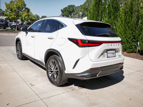 Used 2022 Lexus NX 350 AWD image 8