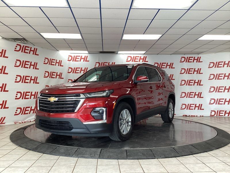 Used 2023 Chevrolet Traverse LT w/ LPO, Floor Liner Package AWD/4WD image 3
