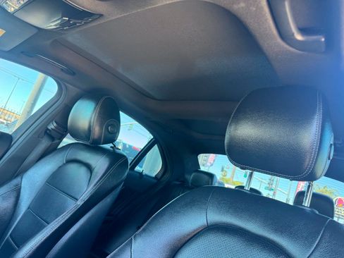 Used 2016 Mercedes-Benz C 300 Sedan w/ Surround View Package image 21