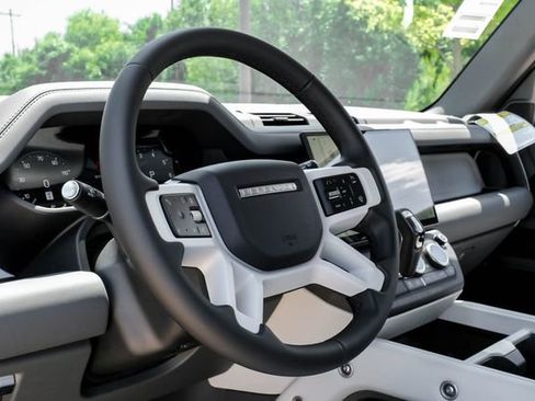 New 2026 Land Rover Defender 110 S AWD/4WD image 17