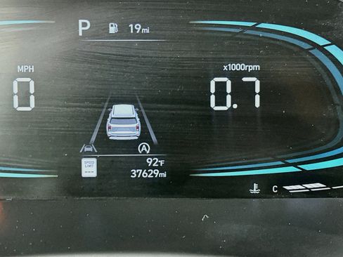 Used 2025 Hyundai Palisade SEL FWD image 19