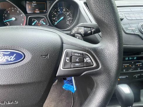 Used 2017 Ford Escape SE AWD/4WD image 17
