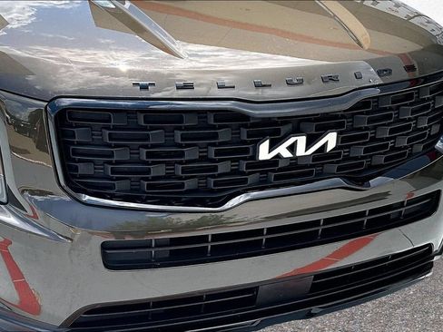 Used 2022 Kia Telluride EX w/ EX Premium Package AWD/4WD image 35