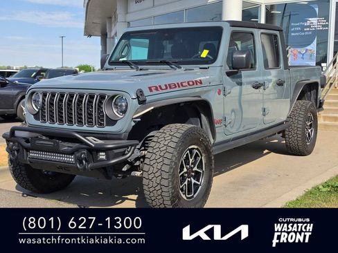 Used 2024 Jeep Gladiator Rubicon w/ Steel Bumper Group AWD/4WD image 1