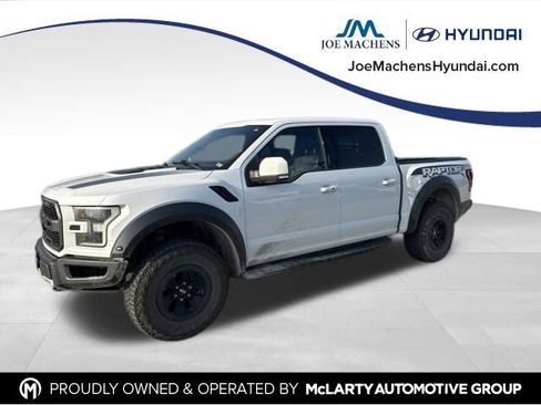Used 2018 Ford F150 Raptor w/ Equipment Group 802A Luxury AWD/4WD image 2