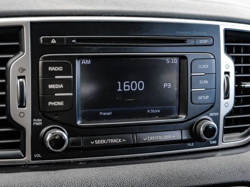 Used 2019 Kia Sportage LX image 30