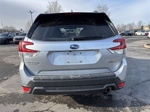 Used 2022 Subaru Forester Limited w/ Popular Package #3 image 10