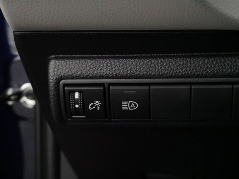 Certified 2025 Toyota Corolla LE w/ Convenience Package image 27