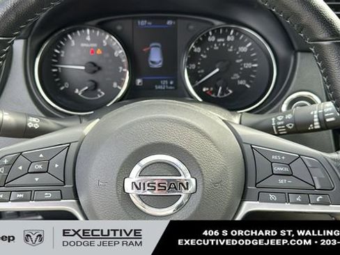 Used 2022 Nissan Rogue Sport SV AWD/4WD image 10
