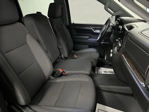 Used 2024 GMC Sierra 1500 Elevation image 62