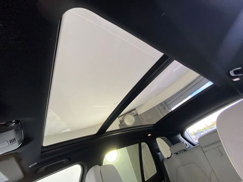 New 2026 BMW X5 sDrive40i w/ Climate Comfort Package image 12