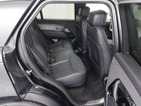 Used 2025 Land Rover Range Rover Sport SE AWD/4WD image 19