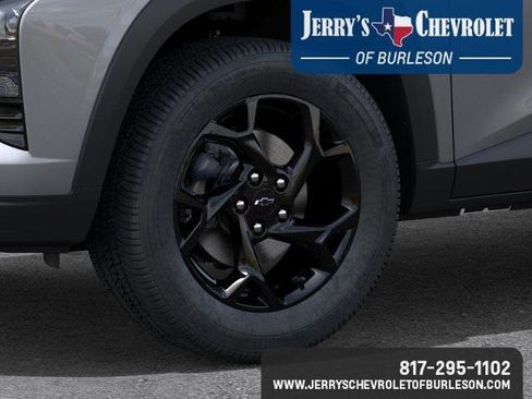 New 2026 Chevrolet Trax LT w/ Driver Confidence Package FWD image 11