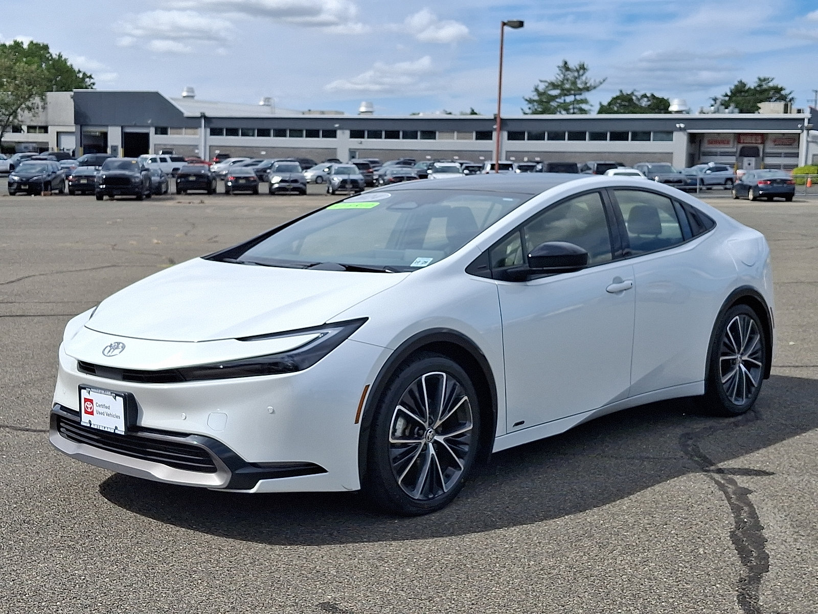 Certified 2024 Toyota Prius XLE AWD/4WD image 3