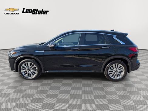 Used 2023 INFINITI QX50 Luxe AWD/4WD image 2