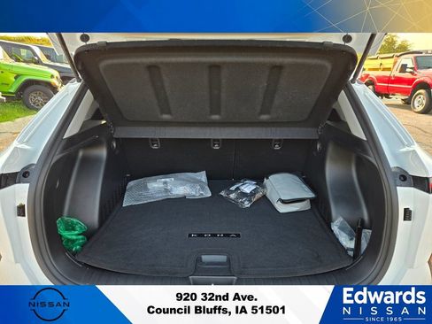 Used 2025 Hyundai Kona SEL FWD image 30