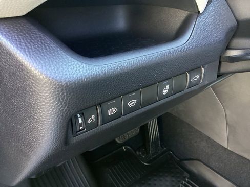 Certified 2025 Toyota RAV4 XLE w/ Convenience Package AWD/4WD image 20