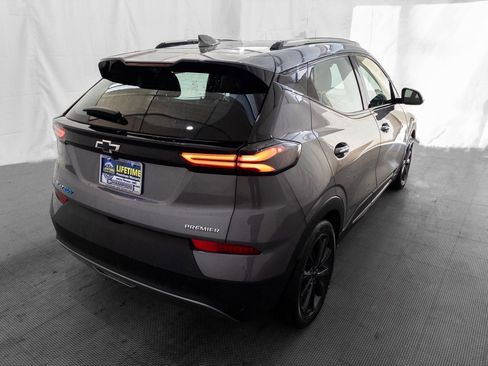 Used 2022 Chevrolet Bolt EUV Premier w/ Launch Edition image 7
