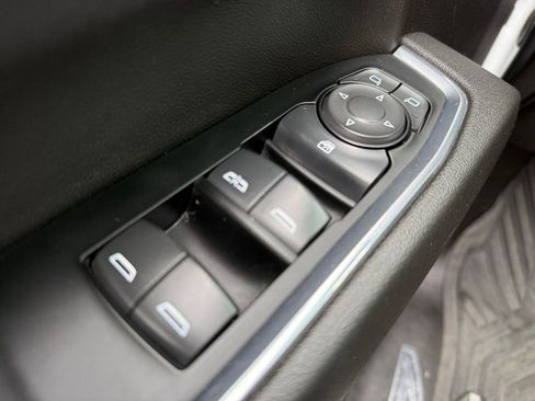 Used 2024 Chevrolet Silverado 2500 LT AWD/4WD image 24