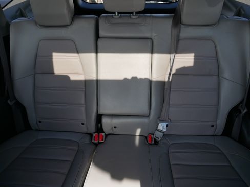 Used 2022 Honda CR-V Touring image 13