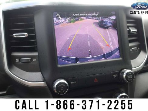 Used 2021 RAM 1500 Big Horn RWD image 39