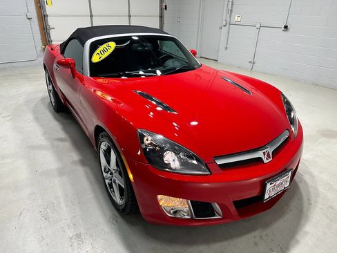 Used 2008 Saturn Sky Red Line RWD image 3