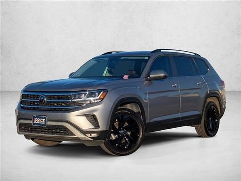 Used 2023 Volkswagen Atlas SE w/ Panoramic Sunroof Package image 1