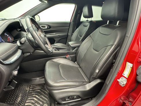 Used 2022 Jeep Compass Limited AWD/4WD image 5