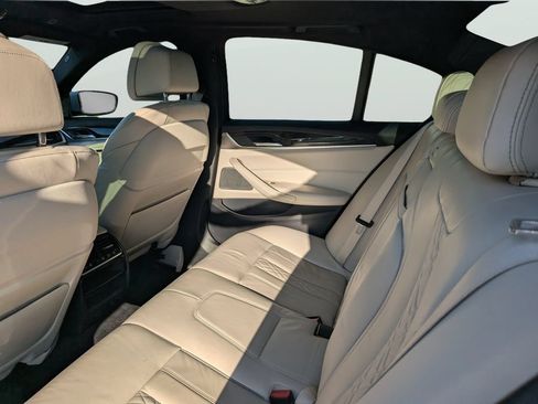 Used 2018 BMW 540i RWD image 16