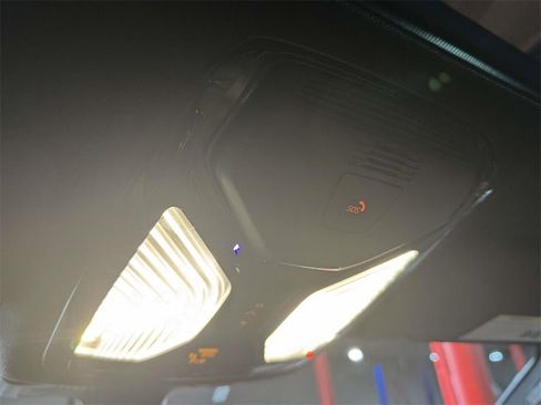 Used 2019 BMW 540i xDrive image 28