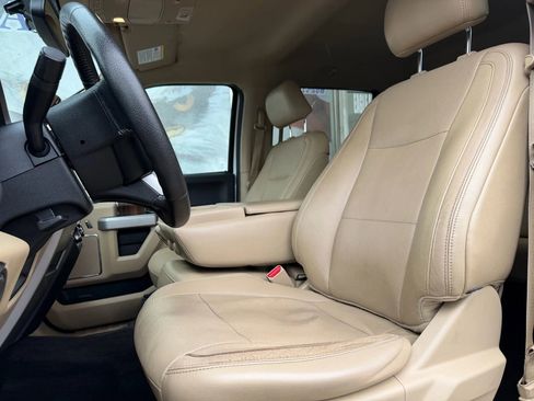 Used 2015 Ford F150 Lariat w/ Trailer Tow Package image 10