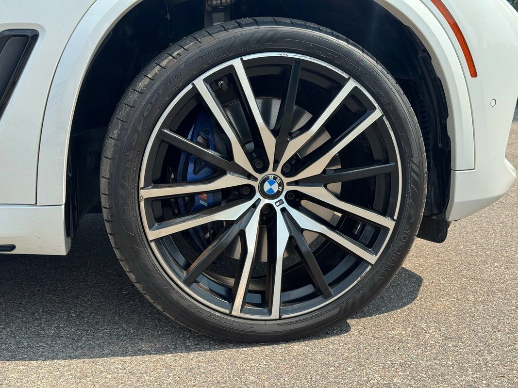 Used 2020 BMW X5 M50i AWD/4WD image 10