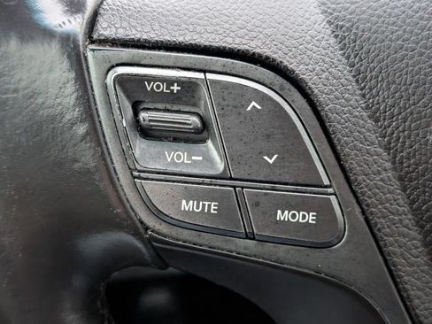 Used 2018 Hyundai Santa Fe Sport w/ 2.4L Tech Package 04 FWD image 12