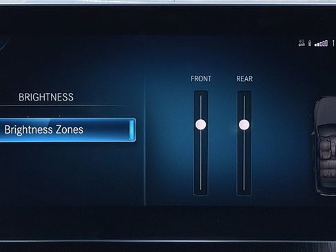 Used 2021 Mercedes-Benz GLC 300 4MATIC w/ AMG Line image 93