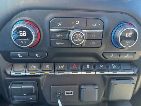 Used 2020 Chevrolet Silverado 1500 RST AWD/4WD image 22