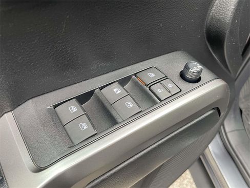 Used 2021 Toyota Tacoma SR5 image 17