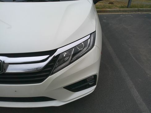 Used 2018 Honda Odyssey EX-L image 11