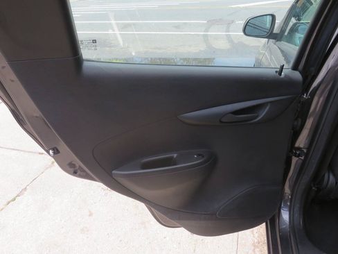 Used 2016 Chevrolet Spark LT FWD image 27